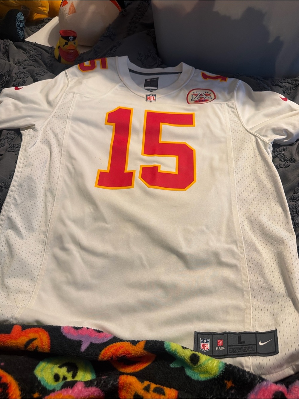 Nike Kids White Chiefs #15 Football Jersey with Red and Gold Accents